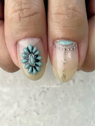 ネイル AURA nailartのネイルデザイン