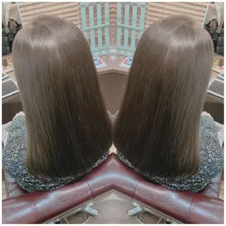 セミロング カラー 村山 茉衣のヘアスタイル