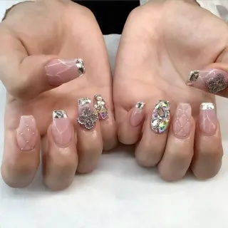 ネイル 💎🐰 saki. m 🐰💎のネイルデザイン