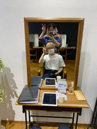 ミディアム カラー カットカラー特化 ⭐️代表⭐️のヘアスタイル