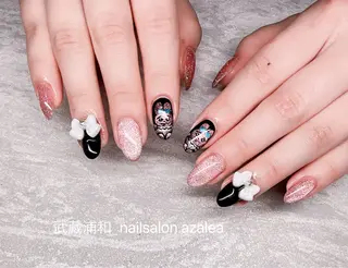 ネイル R inのネイルデザイン