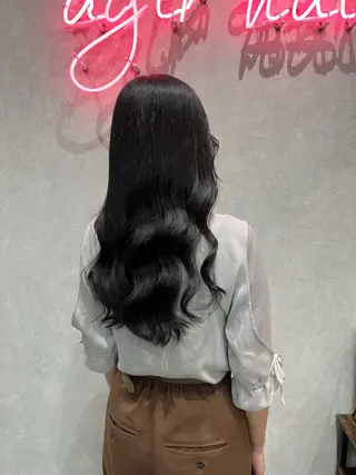 ロング 🪽髪質改善ストレー ト🤍美羽🤍のヘアスタイル
