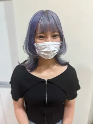 ミディアム カラー Lamp 柏 山口 か乃 ブリーチカラーのヘアスタイル