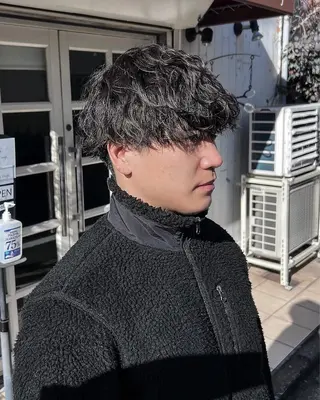 ミディアム パーマ メンズ homme, famille raugh【オム・ファミーユ・ラグ】所属・【メンズ特化】パーマ /マッシュ/たいちのヘアスタイル