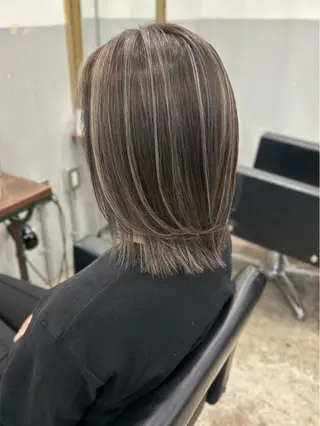 ミディアム SITY.天神大名【シティ】所属・🦋mamiya🦋 カットモデル募集のヘアスタイル