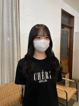 セミロング niuniu所属・萩原 見咲のヘアスタイル