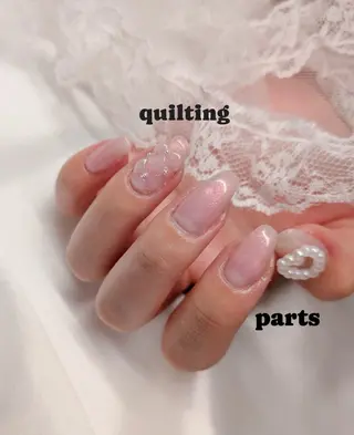 ネイル HENECY🍓 momokaのネイルデザイン