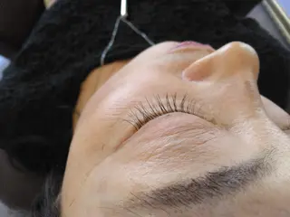 マツエク・マツパ hair　make　ize所属・大石 由衣の眉毛・アイブロウイメージ