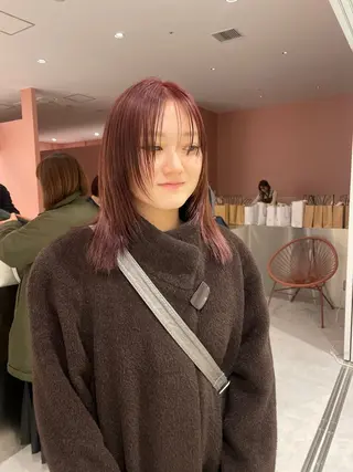 ミディアム カラー ヘアアレンジ 眉毛アイブロウ&まつ毛パーマiena渋谷/パリジェンヌ/眉毛まつげパーマ/眉毛アイブロウ所属・iena渋谷 /ゆーこのマツエク・マツパデザイン