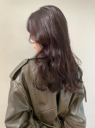 カラー 🎀ボブ+ハイトーン シュカ👶🏻のヘアスタイル