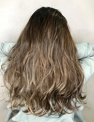 ミディアム トップスタイリスト 江口 稜亮のヘアスタイル