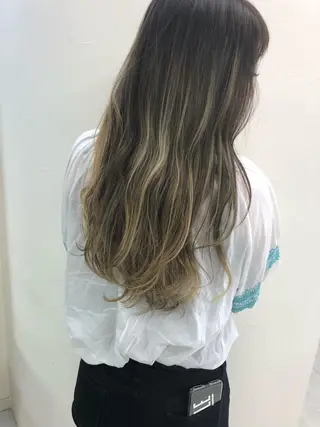 ロング カラー カラー職人/上川原 雄飛のヘアスタイル