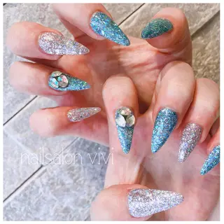 ネイル ＶＩＶＩ nailsalonのネイルデザイン