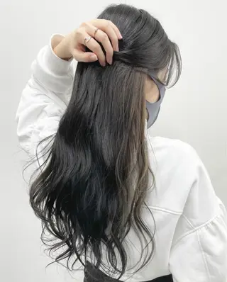 セミロング カラー ヘアアレンジ 🦄インナーカラー 🦄貫井彩花のヘアスタイル