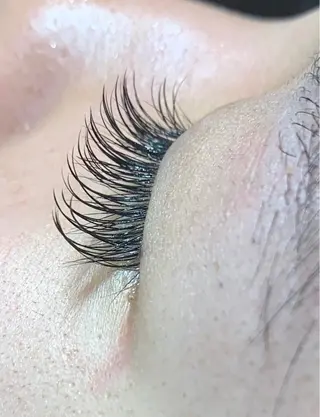 ネイル マツエク・マツパ Nail&Eyelash Amour(アムール)所属・山下 愛のネイルデザイン