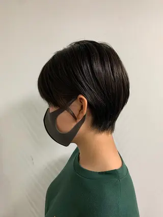 ショート ウスイマイコ カット/ケアカラーのヘアスタイル