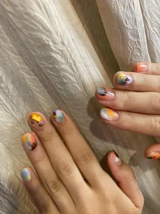 ネイル キラキラ オメメのネイルデザイン