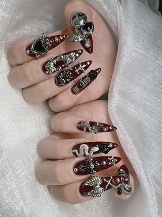 ネイル Lee Nailsのネイルデザイン