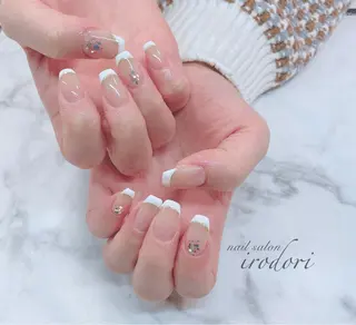 ネイル ﾌｨﾙｲﾝ専門ﾈｲﾙｻﾛﾝ彩 博多駅前店所属・ネイルサロン 彩 irodoriのネイルデザイン