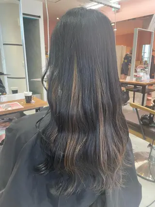 ロング カラー 艶ハイトーン👑♡ NATSUKIのヘアスタイル