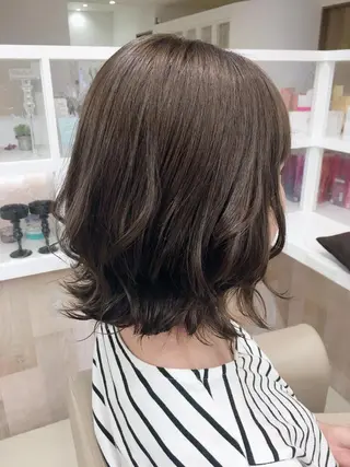 ミディアム カラー ヘアアレンジ クリスタルマジック hair &　eyeのヘアスタイル