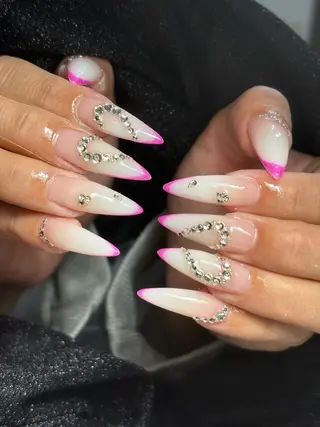 ネイル ✴︎ Delightのネイルデザイン