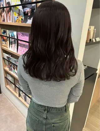 ミディアム モテ髪‎🫧赤み消し カラー表参道きょうこのヘアスタイル