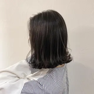 ミディアム カラー ハイライト／髪質改善 裕樹のヘアスタイル