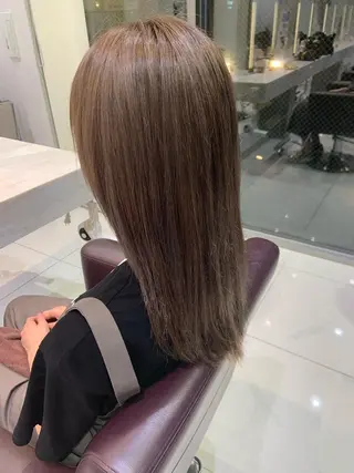 セミロング カラー ヘアアレンジ ハイトーンカラー🤍 山下 優華のヘアスタイル