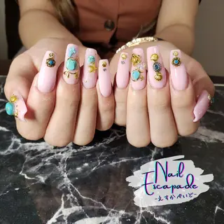 ミディアム ネイル クロキ 。のネイルデザイン