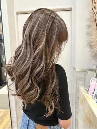 カラー Dimo＆所属・レイヤーカット/ボブ /ダイスケのヘアスタイル