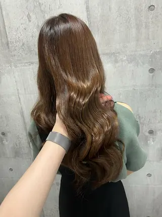 ロング カラー newi赤羽 HINATAのヘアスタイル