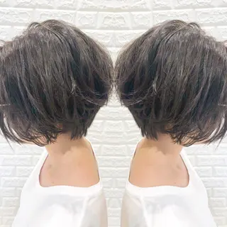 ショート カラー ナガイ ユウキのヘアスタイル