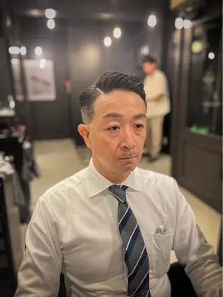 ショート THE MAN LeverageNewYork所属・海外メンズヘア モリケンのヘアスタイル