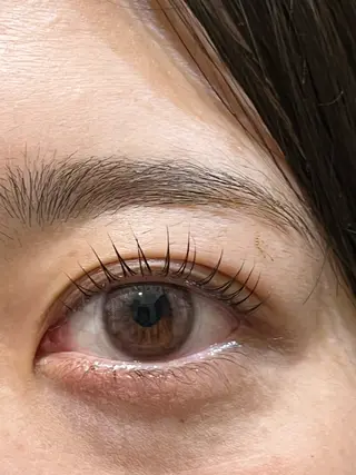 マツエク・マツパ Cure所属・三澤 朱里の眉毛・アイブロウイメージ