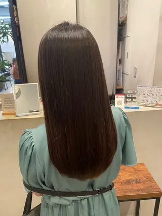 ロング ブリーチカラー/ 細川はるかのヘアスタイル