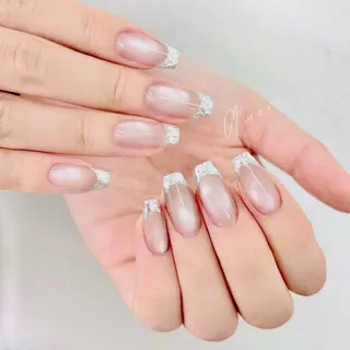 ネイル XIXI 🦁のネイルデザイン