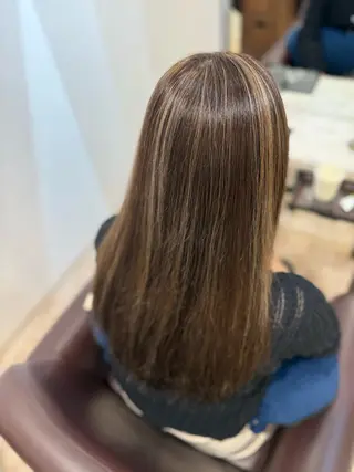 ロング カラー 黒地 陽菜のヘアスタイル