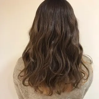 セミロング 長井 麻帆のヘアスタイル