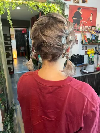 ミディアム カラー ヘアアレンジ カラーパティシエ facce🌼ikoのヘアスタイル