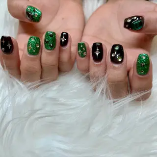 ネイル UnFLAIR KASUMIのネイルデザイン