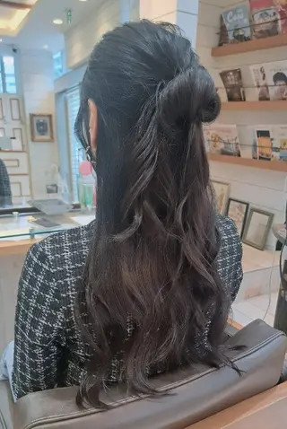 ロング ヘアアレンジ 渋谷／ ＭＩＹＵのヘアスタイル