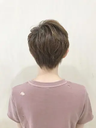 ミディアム due hair 京都駅前店 MILBON オージュア認定サロン【デューヘアー】所属・ハイトーンブリーチ 土坂 由志【京都】のヘアスタイル