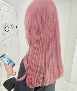 ロング カラー ヘアアレンジ 韓国レイヤー&ピンク 艶髪🩶maikoのヘアスタイル