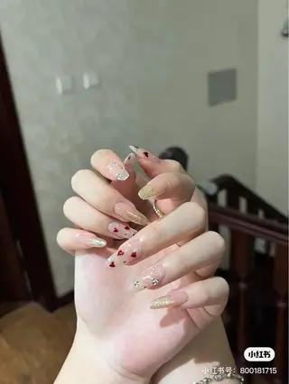 ネイル Hana  NAIL所属・新宿YISInail スカルプ専門店のネイルデザイン