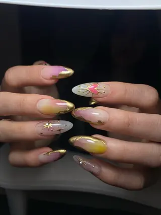 ネイル Isinha Nailsのネイルデザイン