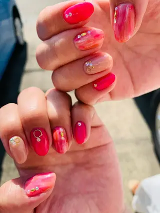 ネイル 大崎 奈々のネイルデザイン