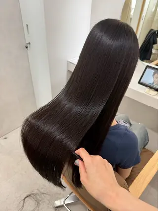ロング カラー SLASHスラッシュ 古閑ななのヘアスタイル