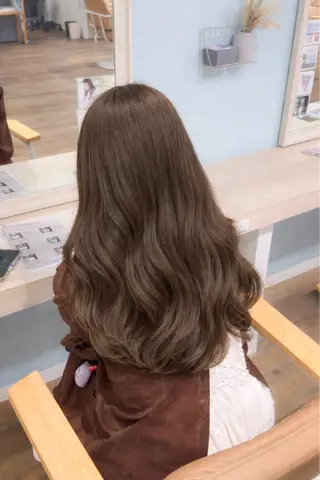 ロング カラー yuzua/透明感/ 韓国/レイヤーのヘアスタイル