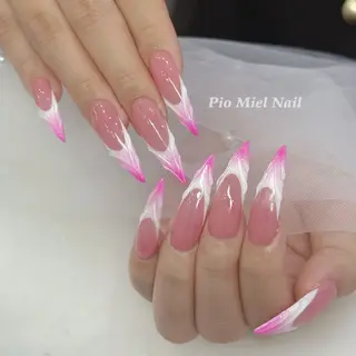 ネイル Pio Mielのネイルデザイン